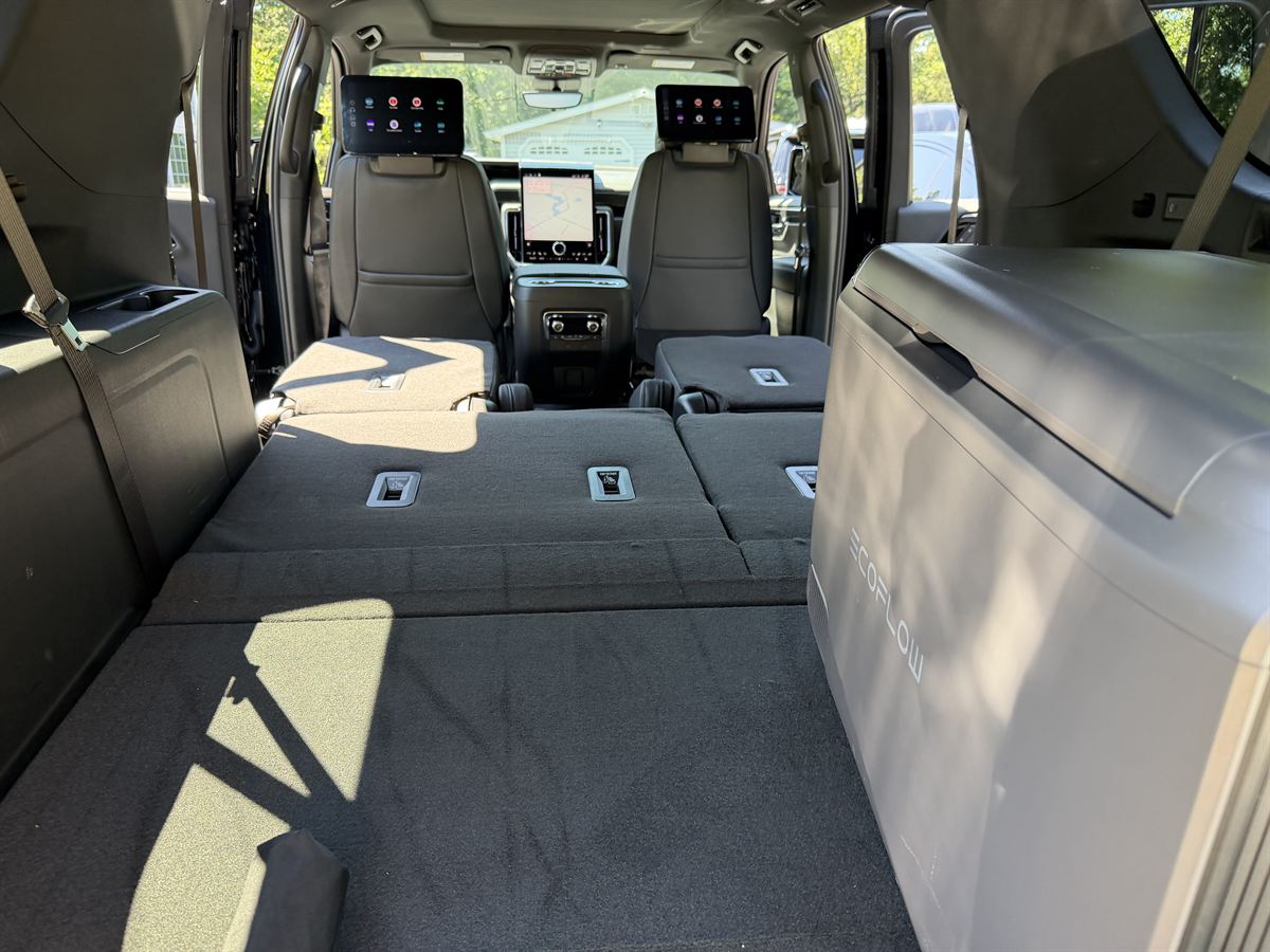 Second-row seating with rear entertainment screens in the GMC Yukon XL