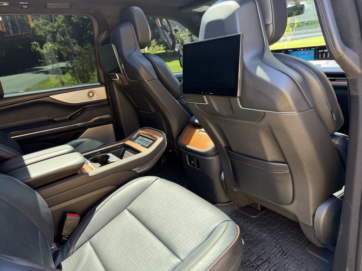 Entertainment screen on the seatback in the second row of the Lincoln Navigator Executive